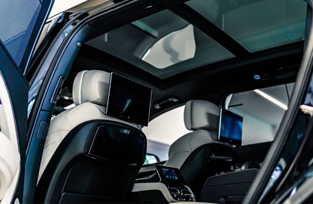 Bentley Bentayga EWB Azure First Edition  2024 — 6