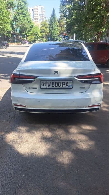 Roewe ER6 elektrocar — 3