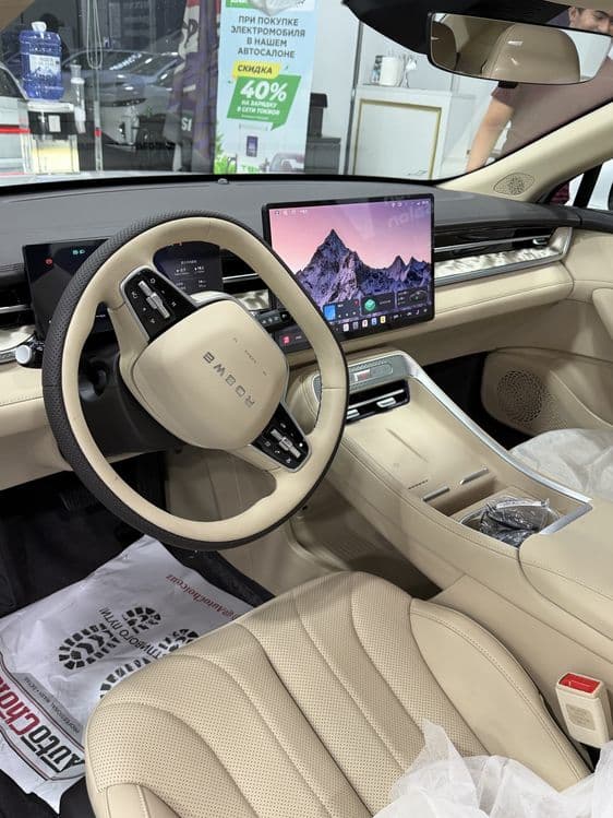 Roewe 2100Km hybrid . rasmiy avto salon — 4