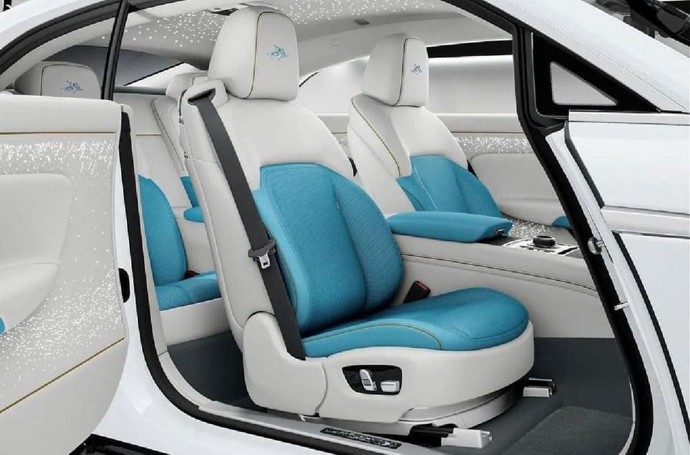 Rolls Royce Spectre — 2