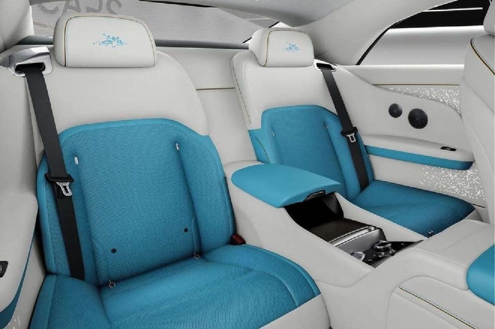 Rolls Royce Spectre — 3