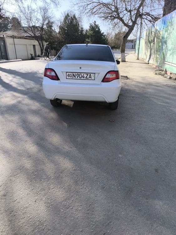 Nexia 2 sotiladi 2015 yil — 4