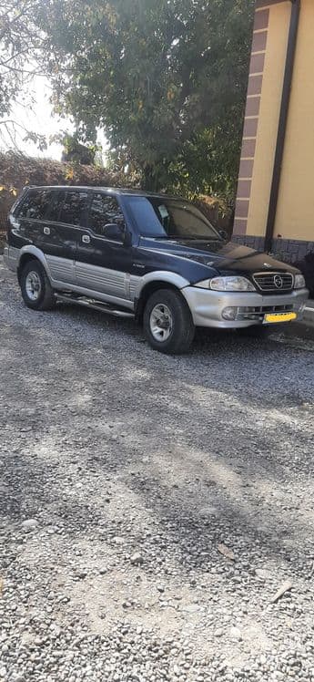 Ssang yong Musso sotiladi — 1