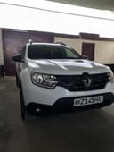 Avtomobil Renault Duster