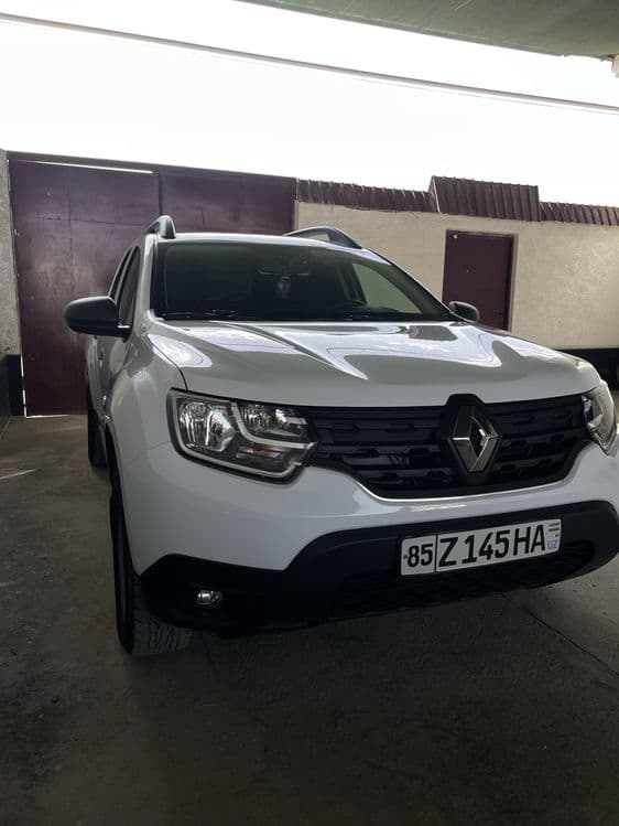 Avtomobil Renault Duster — 1