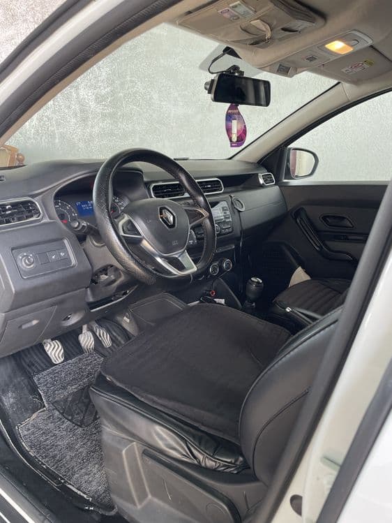 Avtomobil Renault Duster — 5