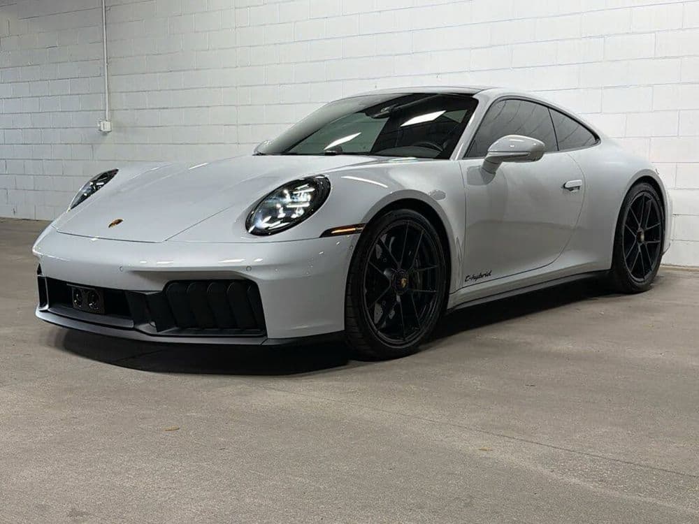40% тулов билан Porsche 911 Carrera 4 GTS уз номизга — 2