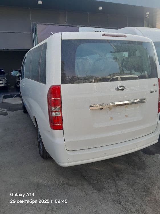 Jac M3 Luxe miniveni — 4