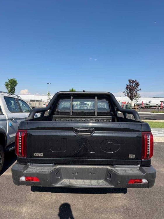 T9 Luxury 4x4 пикап (pikap) Yili 2026! — 8
