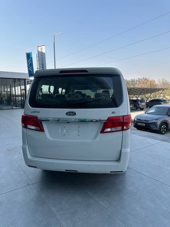 JAC M3 avtomobillarini hamyonbop narxlarda xarid qiling — 3