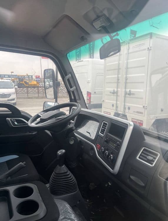 JAC Бортовой сотилади , холати янги, расмий кафолати бор, 
Полная масс — 4