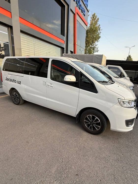 JAC M3 sotiladi arzon — 2