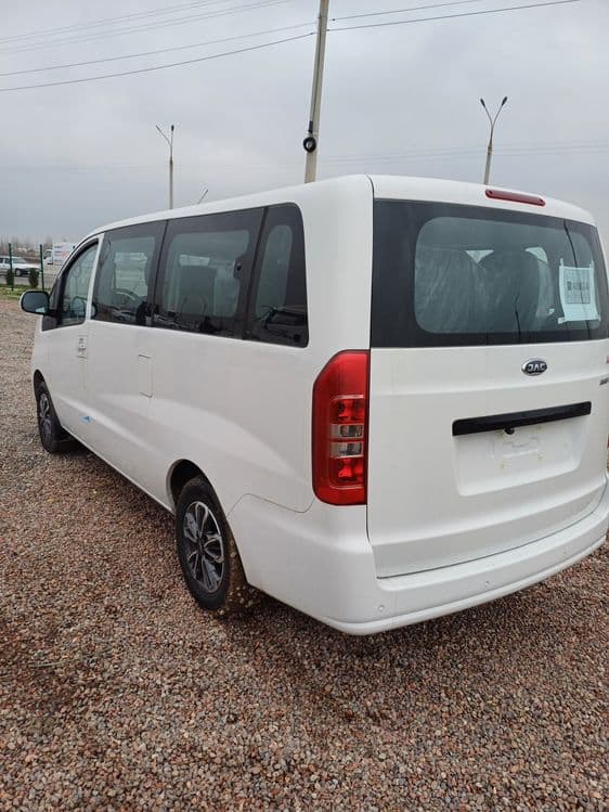 JAC M3 9 O'RINDIQLI sotuvda tayyor — 5