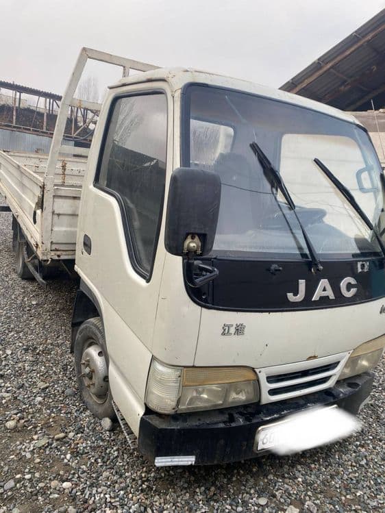 Jac transport Yuk bortli — 2