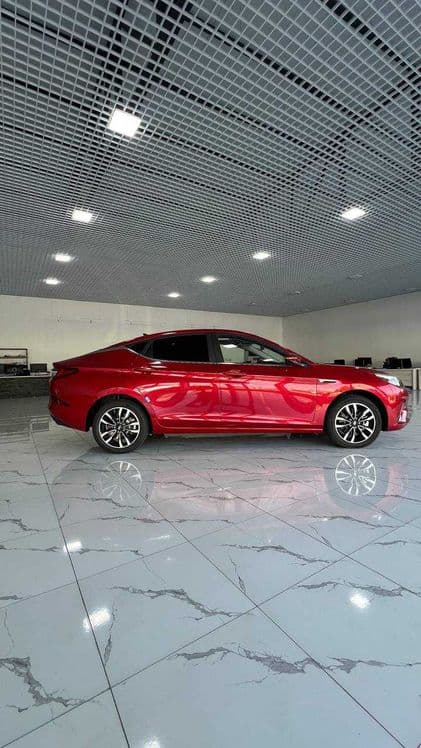 Sotuvda Jac j7 1.5Turbo liftbek (yangi) — 3