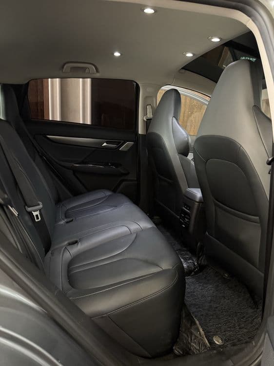 Xpeng g3 520 km xittoy tesla — 3