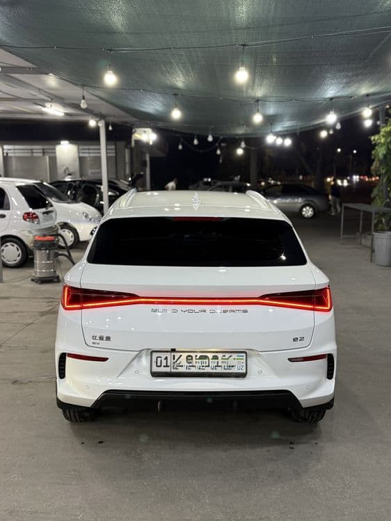 BYD E2 Luxury 2023 — 2