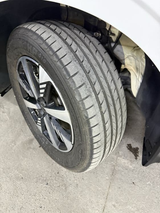 BYD E2 Luxury 2023 — 4