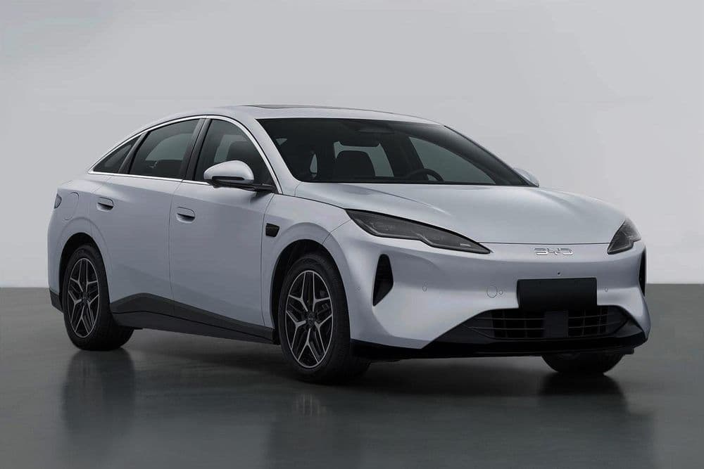 2026 BYD Seal DM-i 128km gibrid — 1