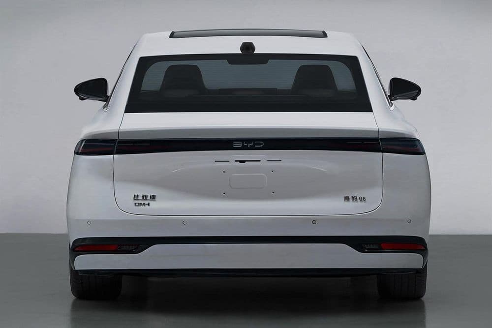 2026 BYD Seal DM-i 128km gibrid — 2