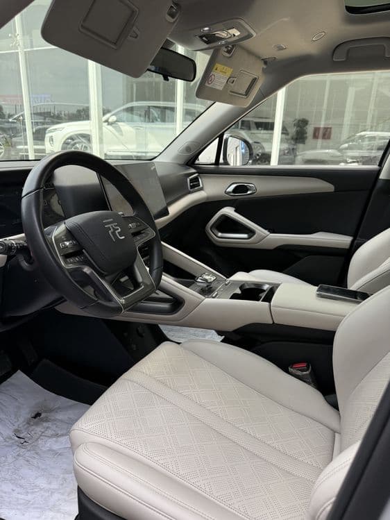 Byd Yuan ap 2024 y kraska toza 17700$ fulli — 6