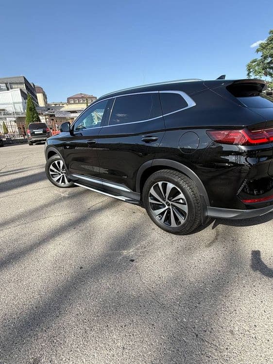 Byd champion 605 km — 2