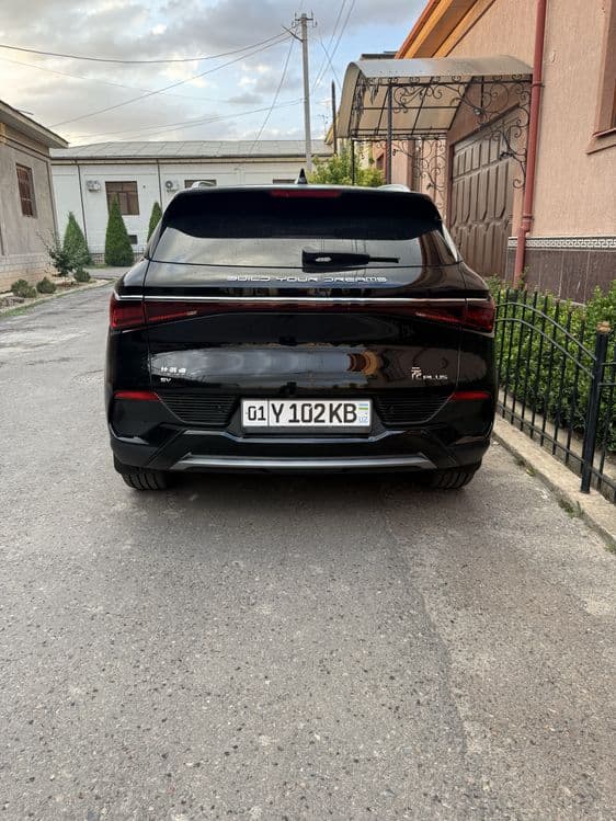 Byd yuan plus qora — 2