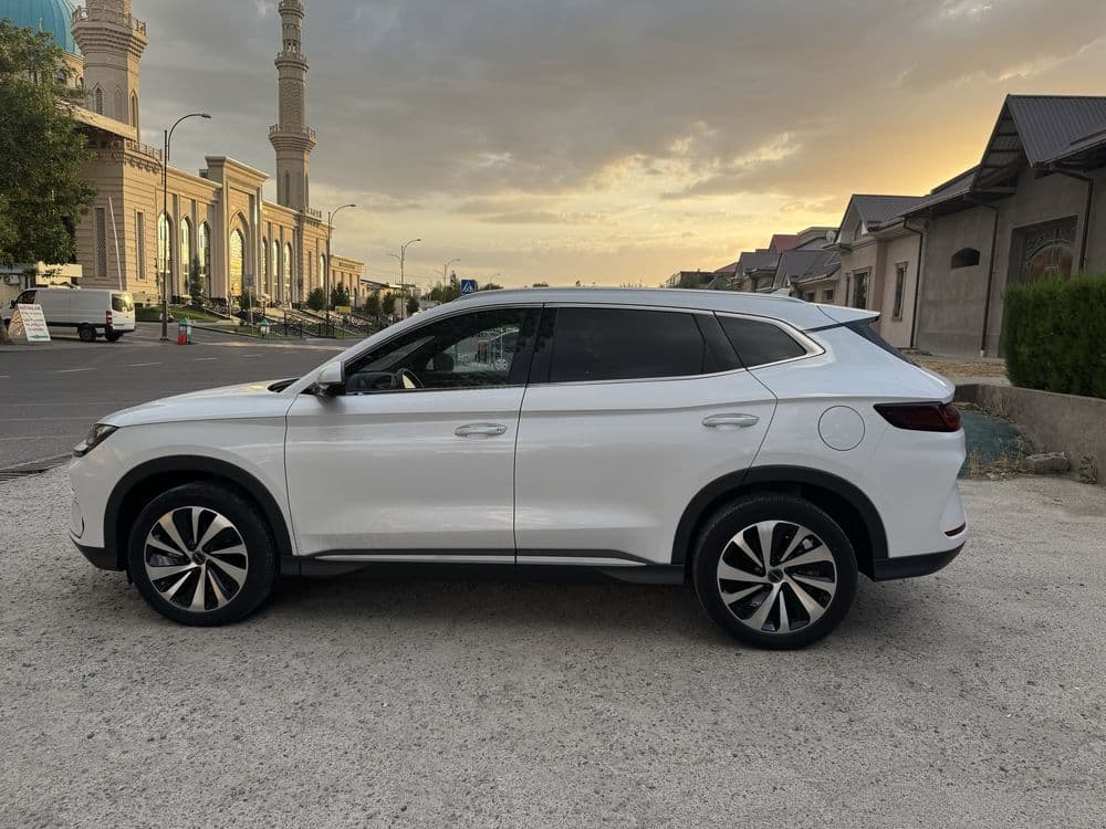 BYD Song Plus Champion 24.000km 2023 — 2