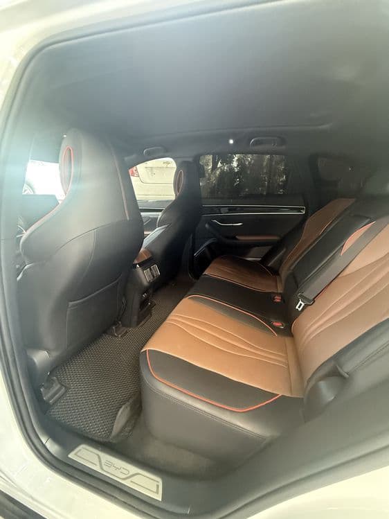 BYD Hybrid AWD 2023 — 5
