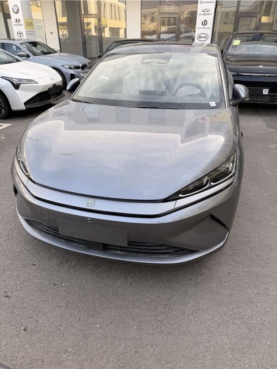 BYD qin L 2025 yili — 1