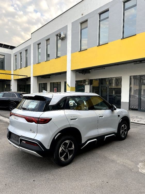 BYD Yuan up full smart  20500$ — 2
