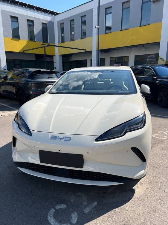 BYD seal 06 2025 yili — 2