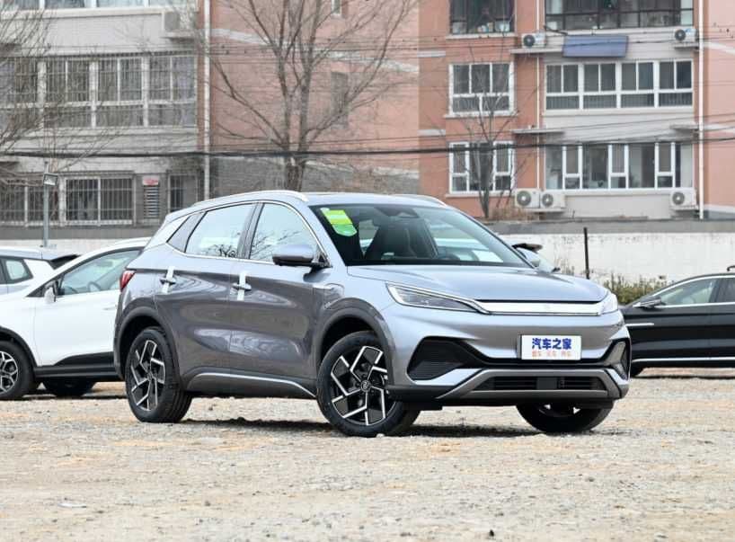 BYD 2022 YUAN 510KM Flagship — 1