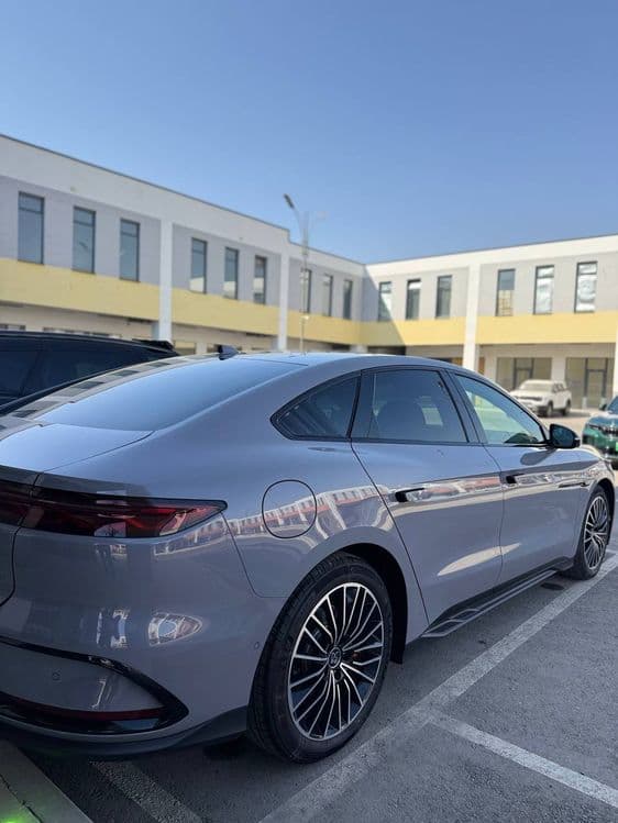 Byd Han full 701 — 2