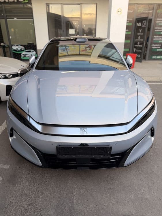 Byd Han L Xan L 2,7 sec 100 — 1