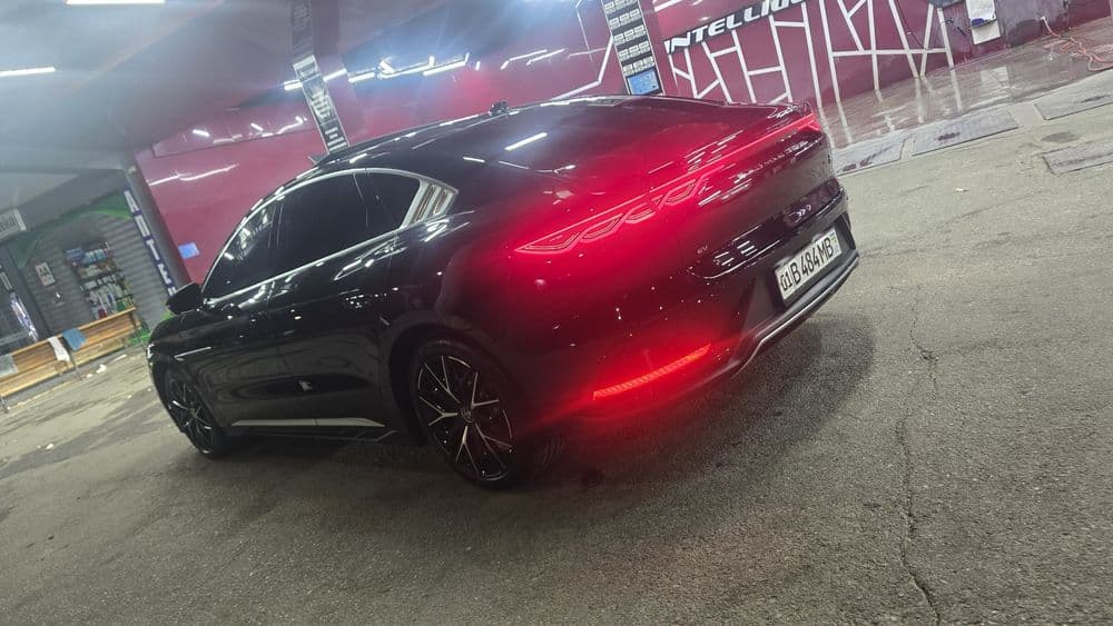 BYD han 3,9 awd dual mator — 1