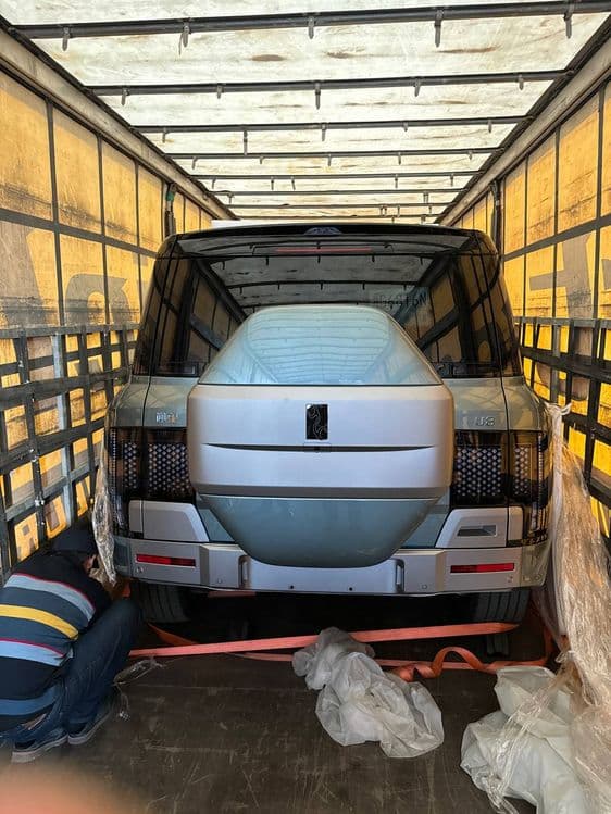 BYD Yangwang u8  (nasiya savdo bor) — 2