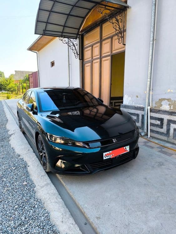 BYD han avtomobili — 1