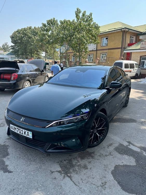 BYD han avtomobili — 2