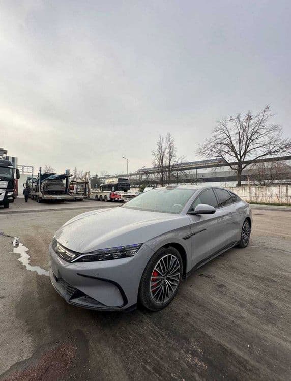BYD han bez probeg — 1