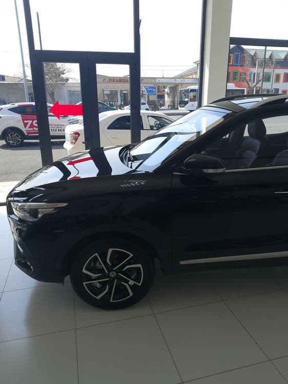 MG ZS-Красовер паркетнинг — 2