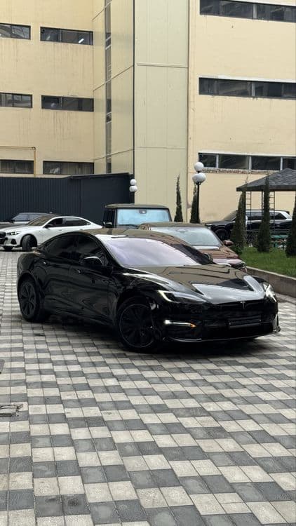 Tesla model S p100D — 1