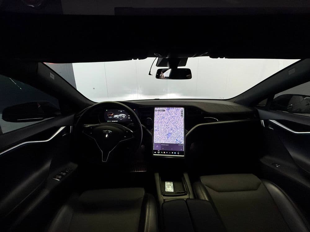Tesla model s 75 — 5