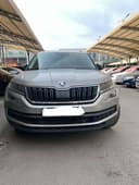 Skoda moshina sotiladi
