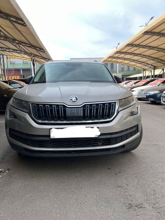 Skoda moshina sotiladi — 1
