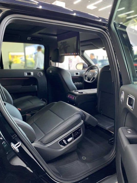 Lixiang L9 Ultra Restyling Black Metallic — 5