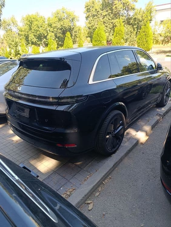 Lixiang 9 ultra restyling 2026 model — 3