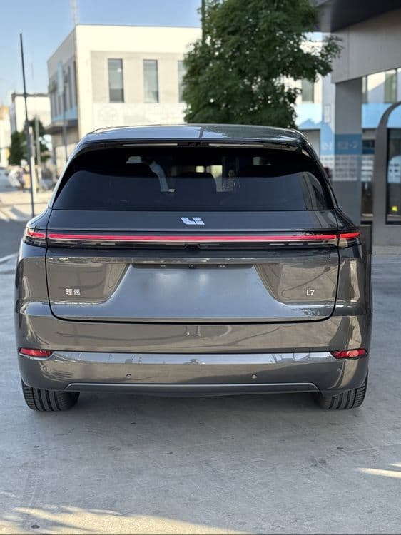 Lixiang L7 Ultra 2025 — 5