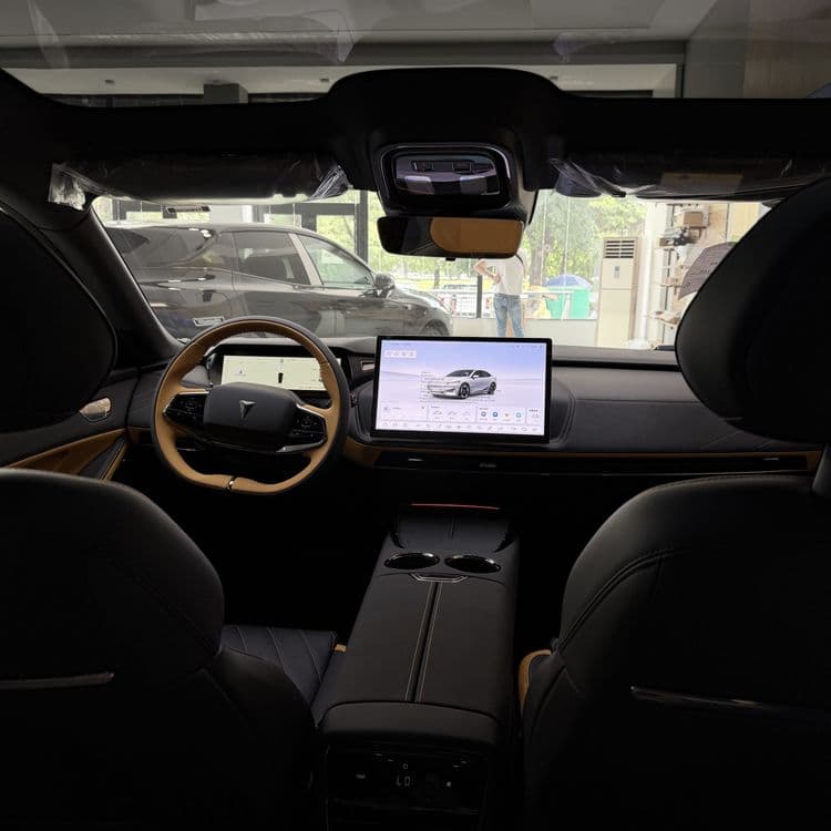 Deepal SL03 220km — 4