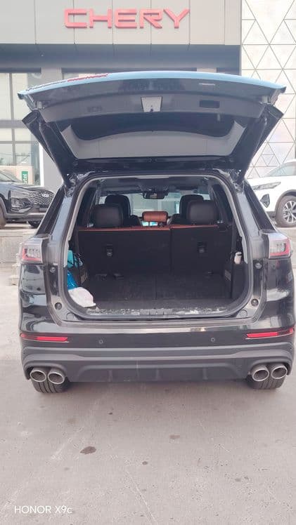 Moshina 2023 yil tiggo 8pro Max — 5